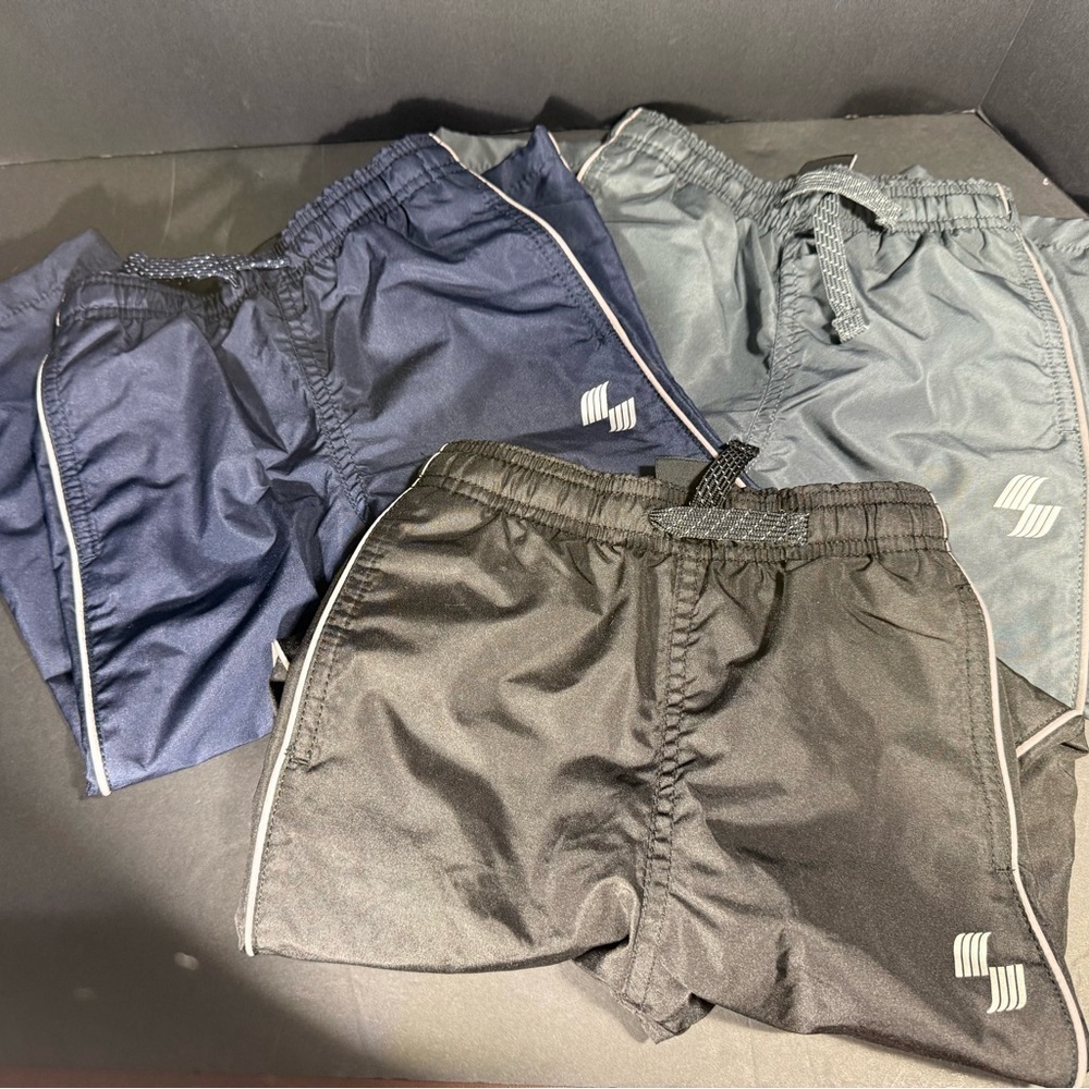 Place (The Children’s Place) Kids 3-Pack Active Pants - Navy, Gray & Black NWOT - Picture 7 of 9
